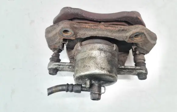 Suzuki Grand Vitara II Front brake caliper