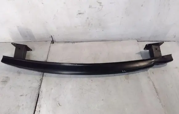Volkswagen Touran I Rear bumper cross member 1T0807630