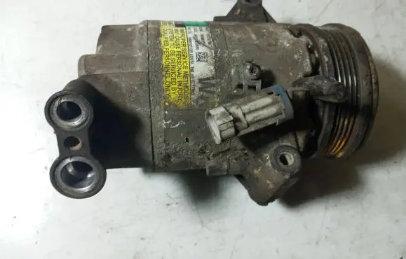 Opel Zafira B Air conditioning (A/C) compressor (pump) 13124750