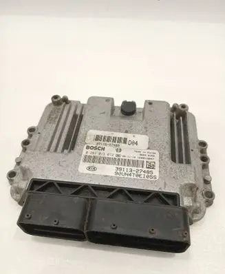 KIA Carens I Engine control unit/module 3911327485 3911627485 0281013072