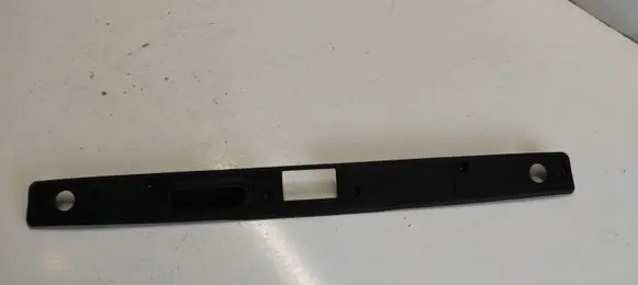 Mercedes-Benz E W211 Tailgate trim A2117500193