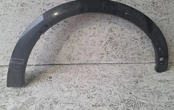 Ford Mustang Mach-E Sill/side skirt trim 