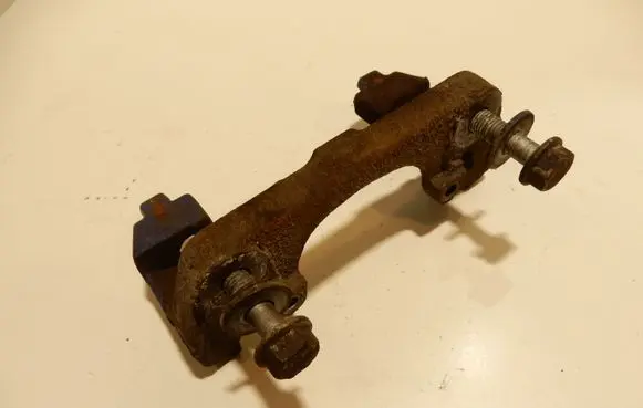 BMW 5 E60 E61 Front brake caliper 56209