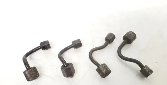 Opel Combo D Fuel injector supply line/pipe 