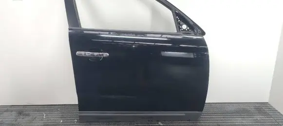 KIA Sorento Front door