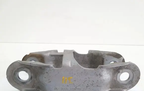 Mercedes-Benz CLA C117 X117 W117 other engine part A2462400809