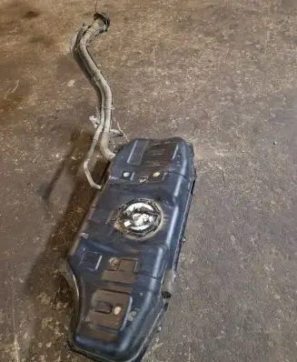 KIA Rio Fuel tank 311001W900 JHTKB259900 L191F75