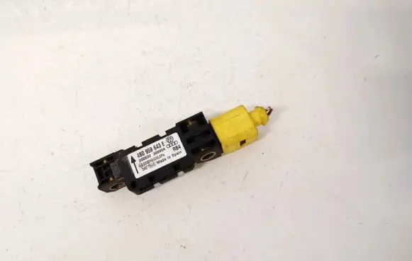 Volkswagen Phaeton Airbag deployment crash/impact sensor 4B0959643E