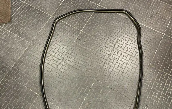 Chrysler Grand Voyager V Sliding door rubber seal