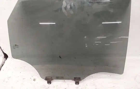 Hyundai Kona I Rear door window glass