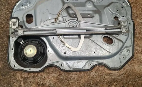 Ford Focus Front window lifting mechanism without motor 4M51A203A29B 3M5T18808AD A11849865