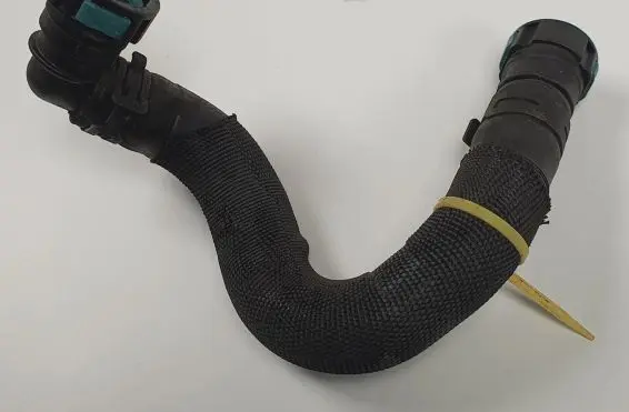 Jaguar XF X250 Engine coolant pipe/hose CX23-18C266-AD
