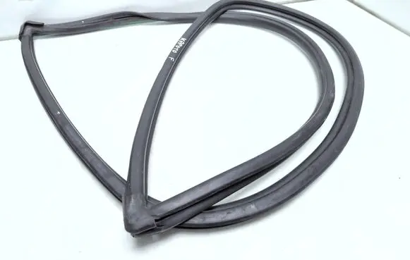 Porsche Cayenne (9PA) Engine compartment rubber