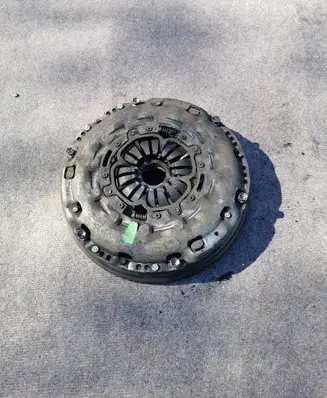 Toyota Avensis T250 Dual mass flywheel 