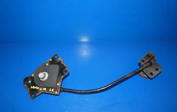 Hyundai Grand Santa Fe NC Spare wheel bolt 