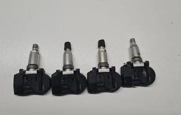 BMW 2 F45 Tire pressure sensor 6855539 70735510
