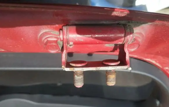 Toyota Auris 150 Tailgate/trunk/boot hinge