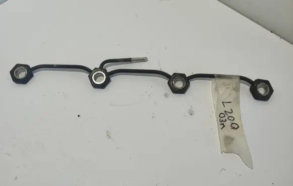 Mitsubishi L200 Fuel return line/hose 