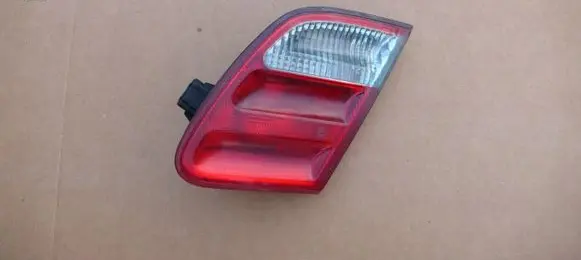 Mercedes-Benz E W210 Tailgate rear/tail lights A2108203864