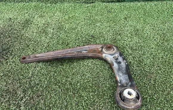 Toyota Proace Front control arm 9816863580