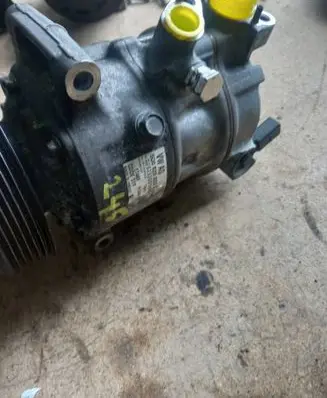 Volkswagen Golf VII Air conditioning (A/C) compressor (pump) 5Q0820803E 02323203563
