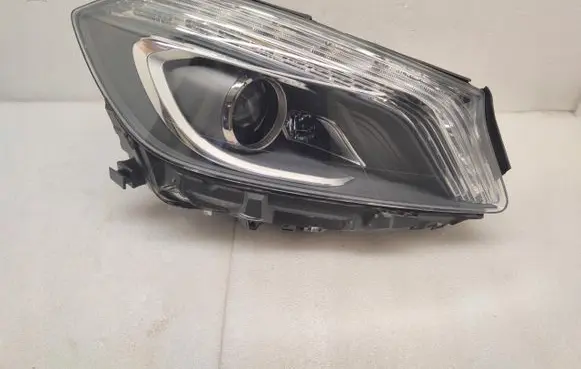 Mercedes-Benz A W176 Headlight/headlamp