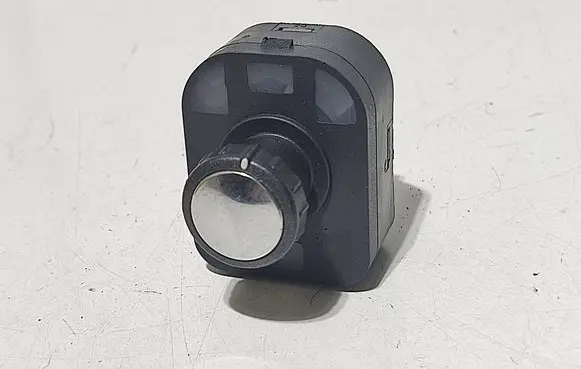 Volkswagen Phaeton Wing mirror switch 3D0959565C