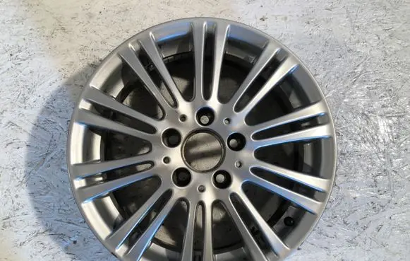 R16 alloy rim
