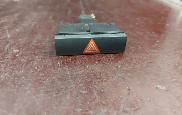 Audi A6 S6 C6 4F Hazard light switch 4F0941509