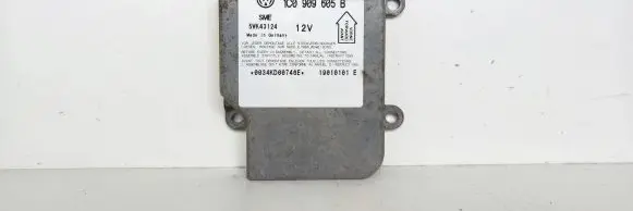 Volkswagen PASSAT B5.5 Airbag control unit/module 1C0909605B 5WK43124