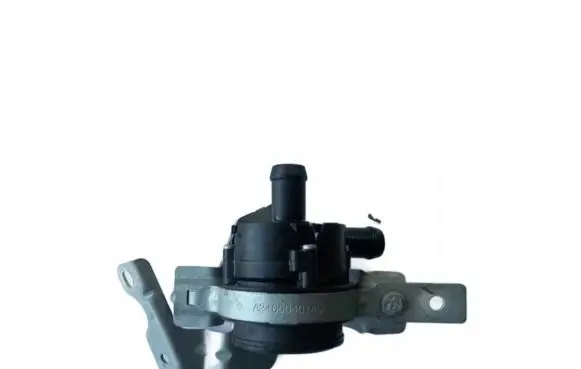 Mercedes-Benz A W176 Electric auxiliary coolant/water pump A0005000686
