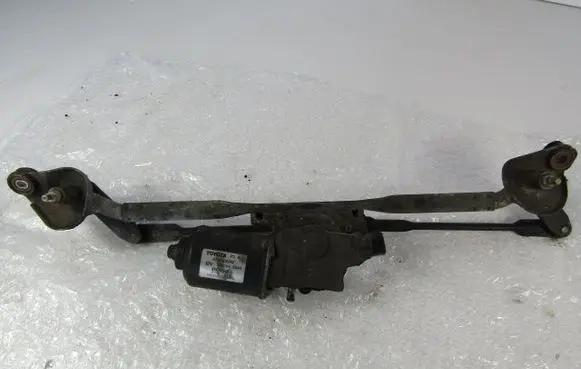 Toyota Avensis Verso Front wiper linkage 