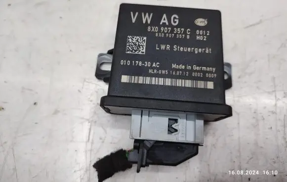 Audi A3 S3 A3 Sportback 8P Light module LCM 8X0907357C