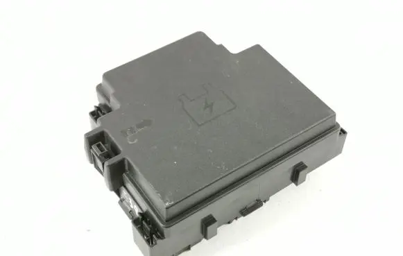 Jeep Grand Cherokee WL Fuse module 68460094AC