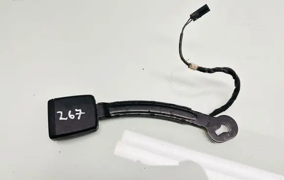 Volkswagen PASSAT B8 Front seatbelt buckle 3G0857756F