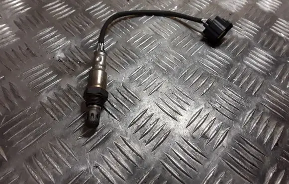 Mercedes-Benz E W212 Lambda probe sensor A0065422018