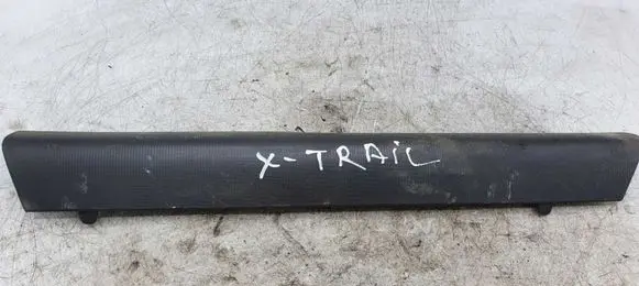 Nissan X-Trail T30 Center console decorative trim 682478H300