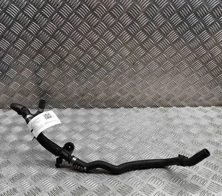 Volvo XC90 Engine coolant pipe/hose 32138839