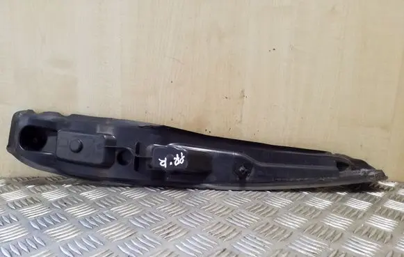 Fender end trim