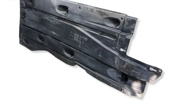 Seat Leon (5F) Side bottom protection 5Q0825202