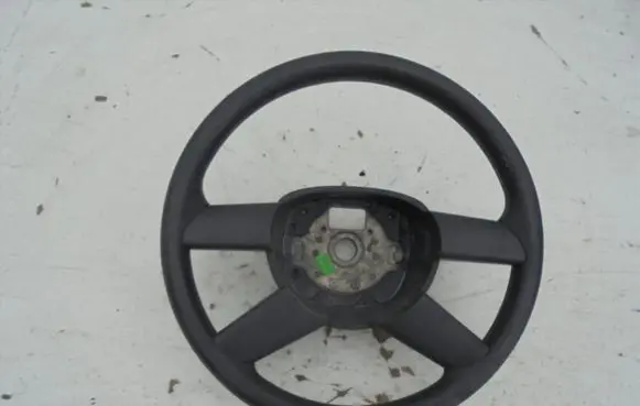 Volkswagen Golf V Steering wheel