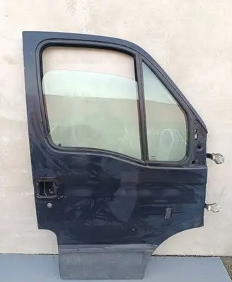 Iveco Daily 4th gen Front door