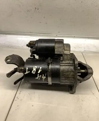 Audi A4 S4 B5 8D Starter motor
