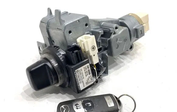 Mazda CX-7 Ignition lock D46166938B