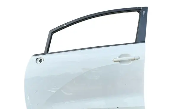 KIA Rio Front door