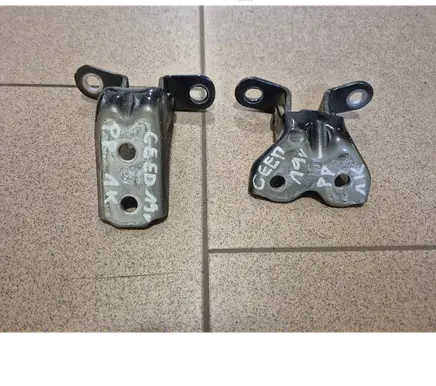 KIA Ceed Front door hinge set 