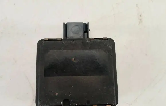 Mercedes-Benz Sprinter W907 W910 Distronic sensor radar A9079009304