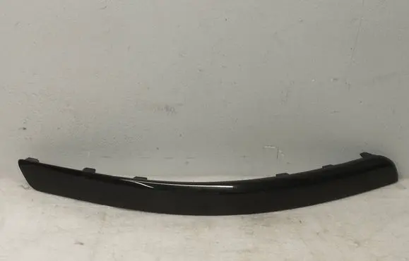 Volvo V70 Front bumper splitter molding 08693170 BP3EB