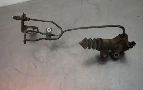 Toyota Corolla E140 E150 Clutch slave cylinder 