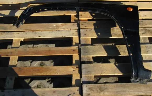 Jeep Cherokee III KJ Fender